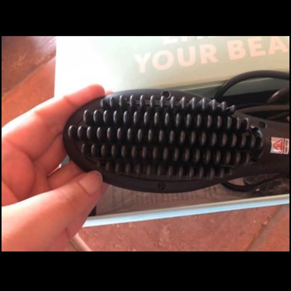 Vanity Planet straightening brush